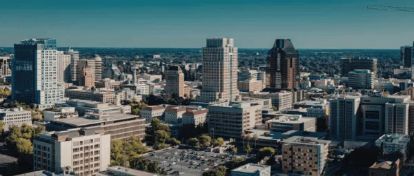 Essential Features for Business Hotels in Urban Areas