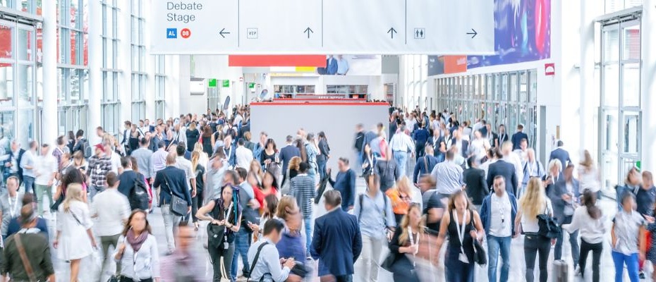 Business Cards Are Not Enough: Creative Ways to Stand Out at a Trade Fair