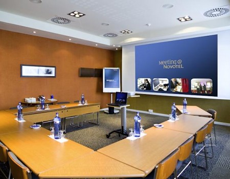 Novotel Barcelona Cornella