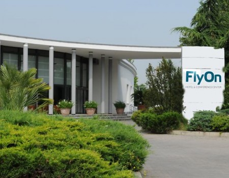 FlyOn Hotel & Conference Center