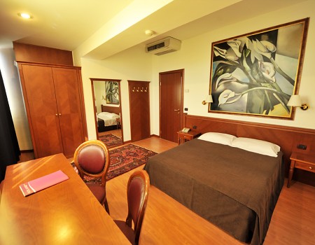 Hotel Antares